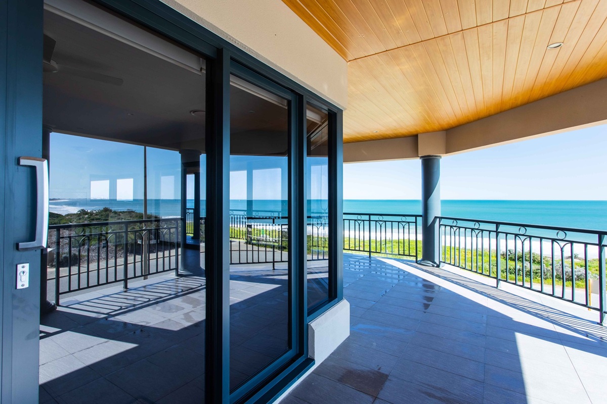 Laminated glass option